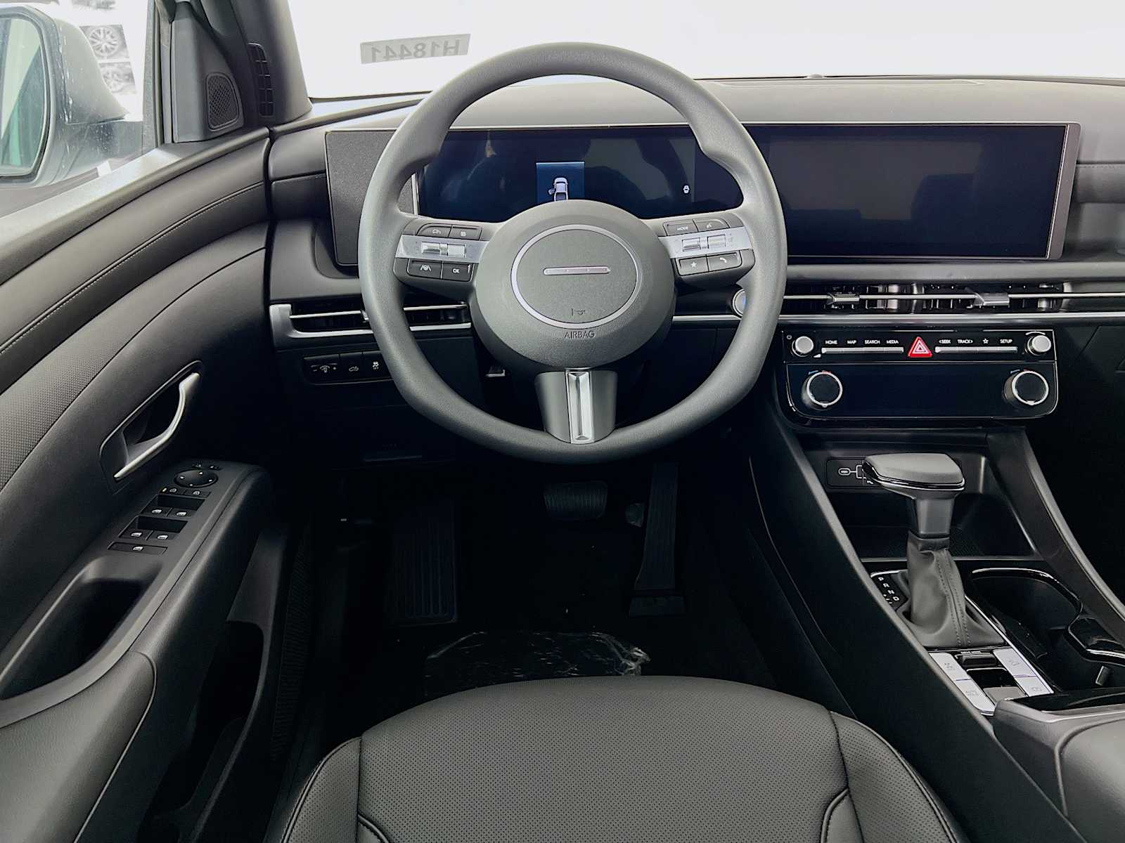 2026 Hyundai Santa Cruz SEL - Photo 14