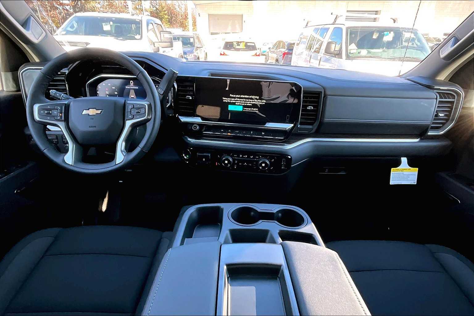 2025 Chevrolet Silverado 1500 LT - Photo 12