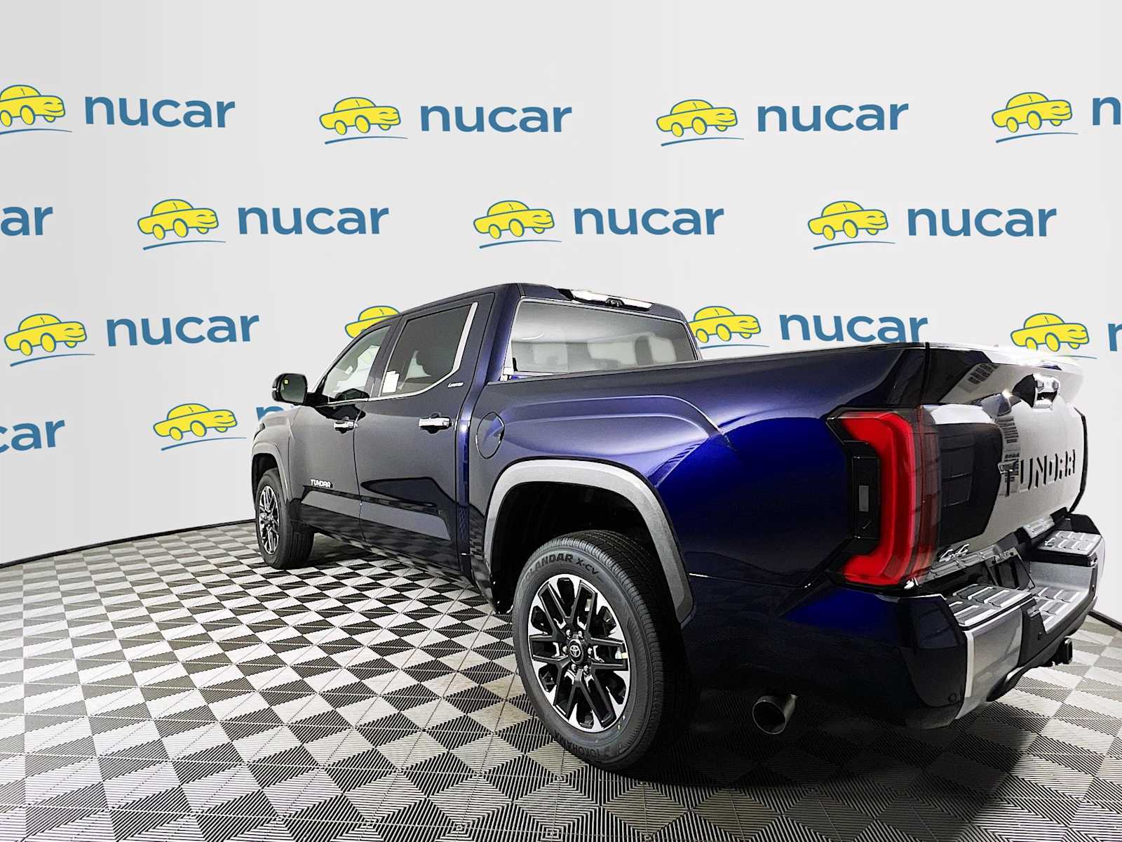 2025 Toyota Tundra Limited - Photo 4