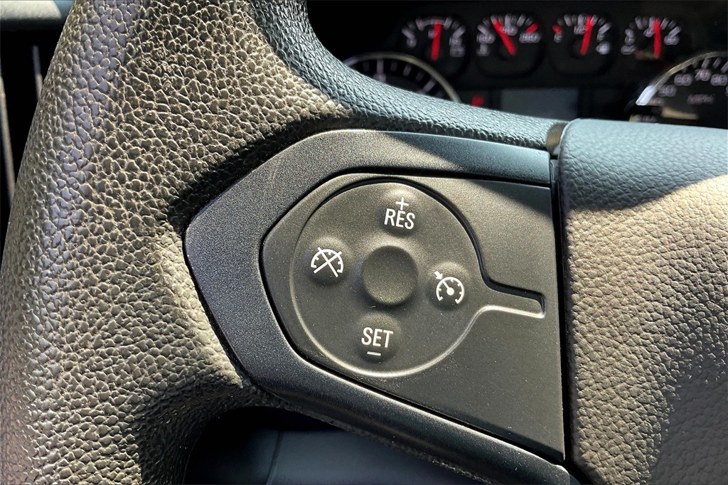 2017 Chevrolet Silverado 1500 Custom - Photo 16