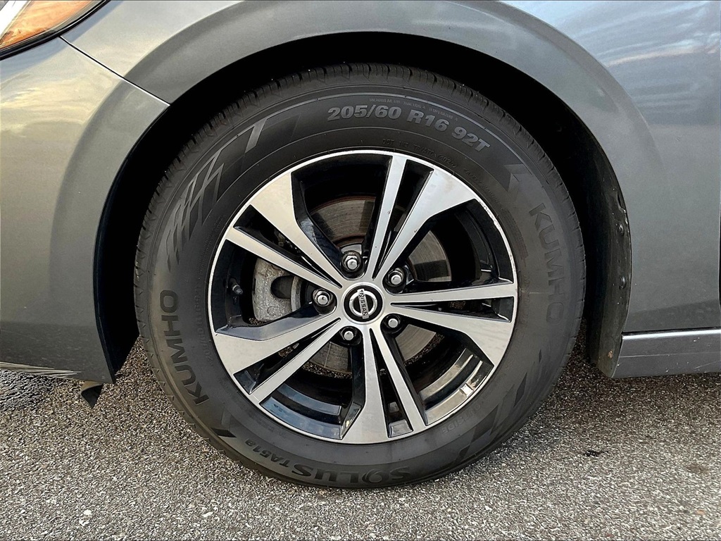 2023 Nissan Sentra SV - Photo 7