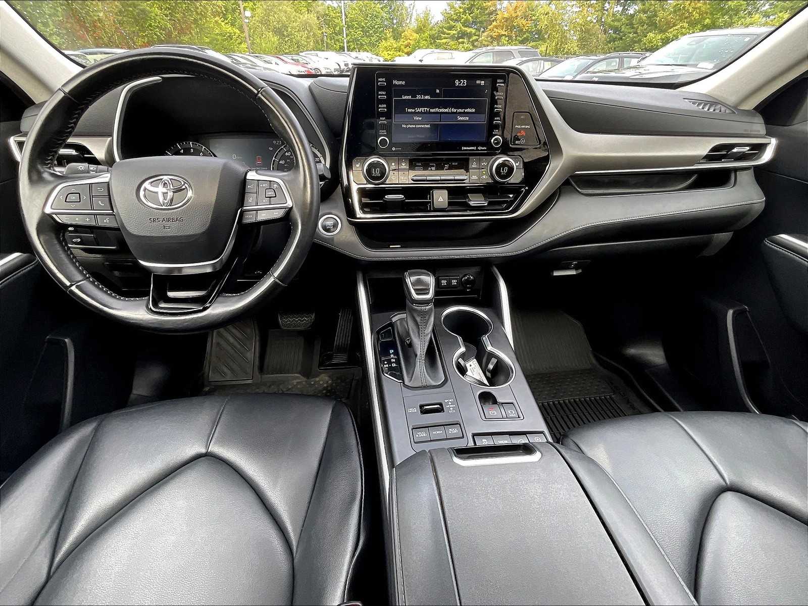 2021 Toyota Highlander XLE - Photo 22