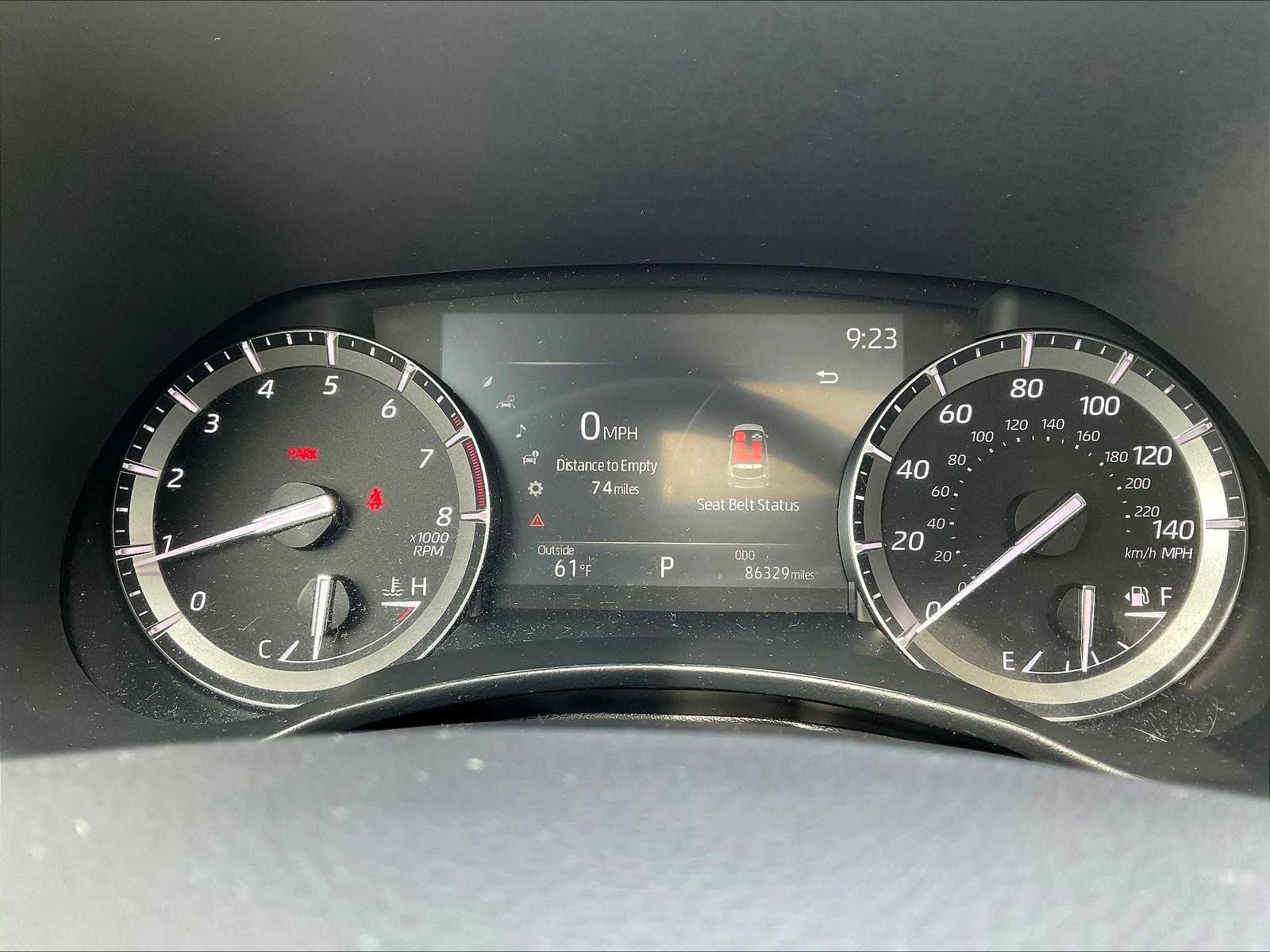 2021 Toyota Highlander XLE - Photo 26