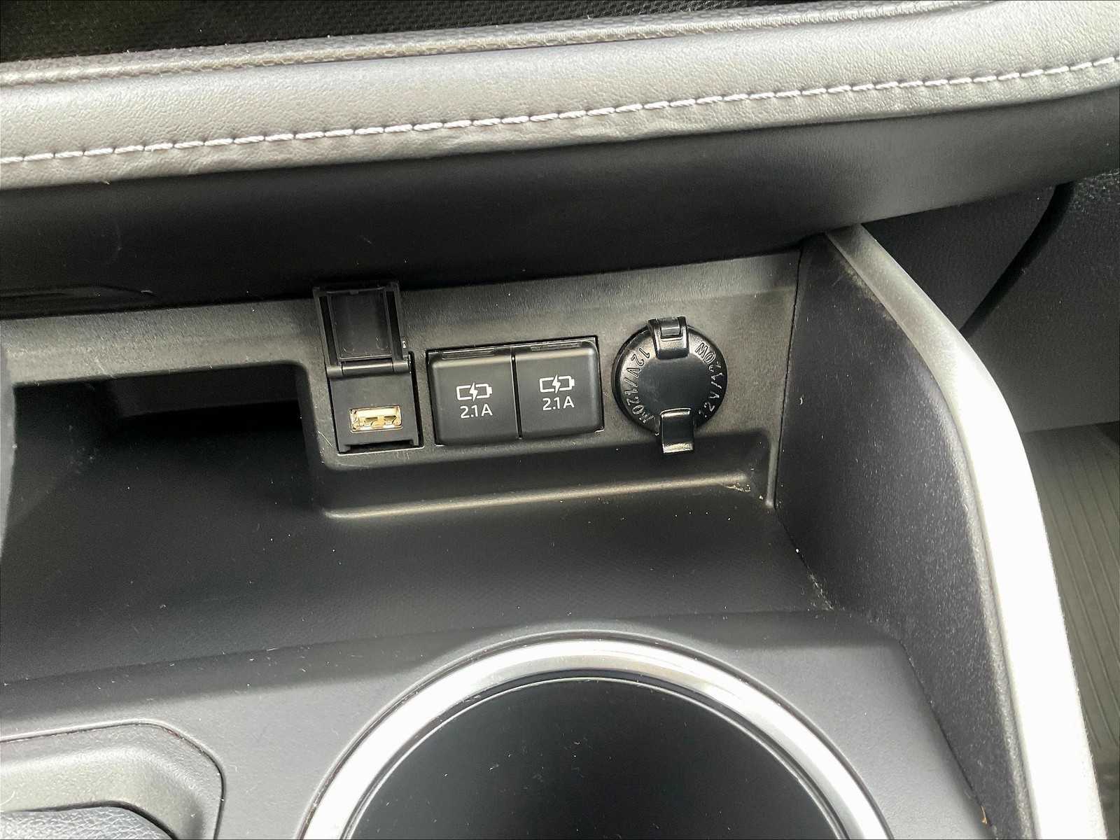 2021 Toyota Highlander XLE - Photo 27