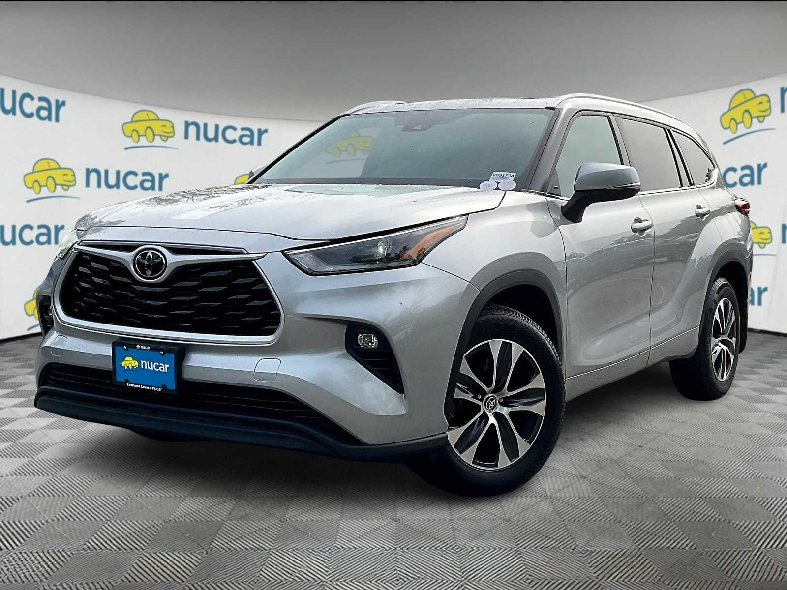 2021 Toyota Highlander XLE - Photo 3