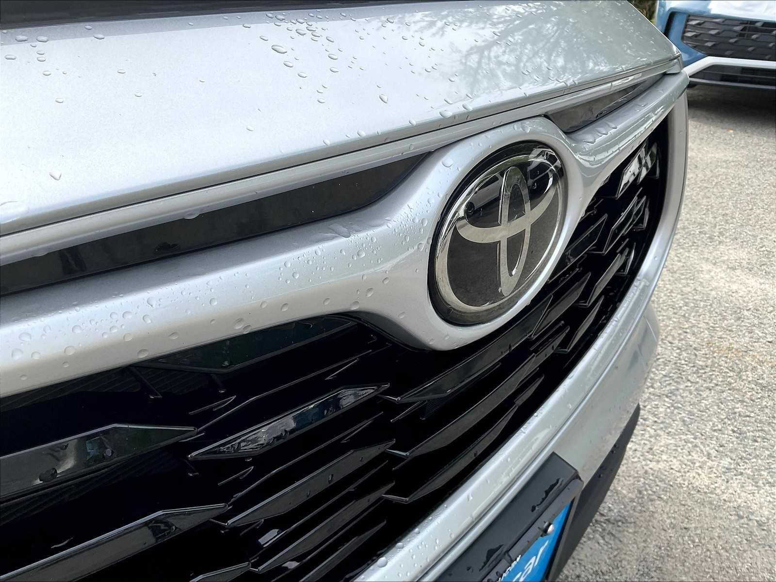 2021 Toyota Highlander XLE - Photo 32