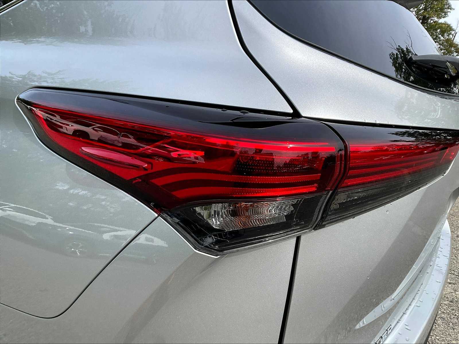 2021 Toyota Highlander XLE - Photo 34