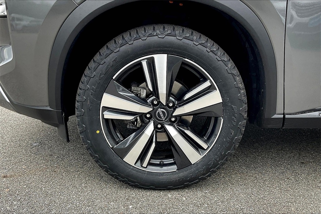 2023 Nissan Rogue SL - Photo 7