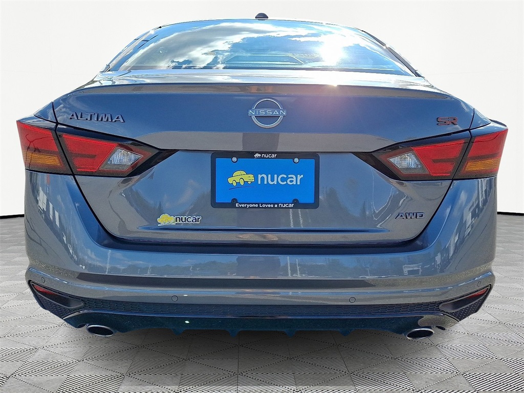 2024 Nissan Altima 2.5 SR - Photo 6