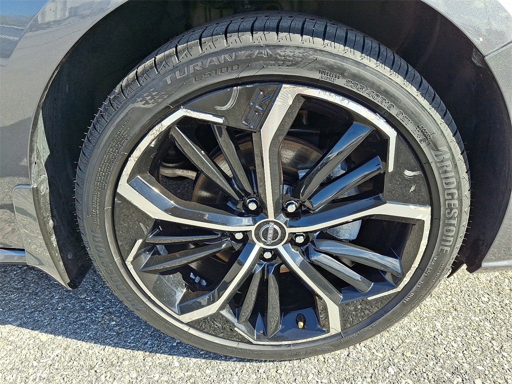 2024 Nissan Altima 2.5 SR - Photo 9