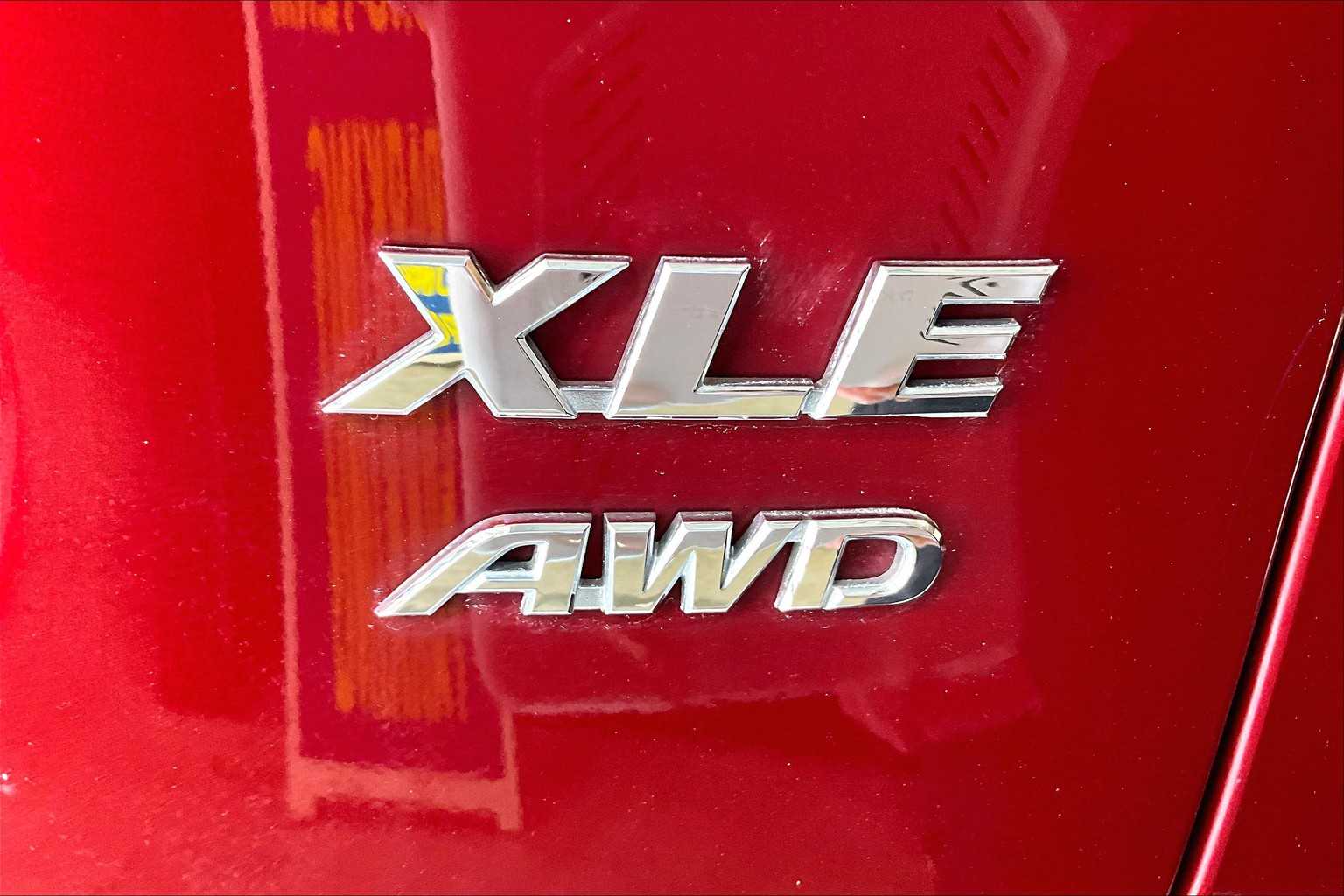 2019 Toyota RAV4 XLE - Photo 30