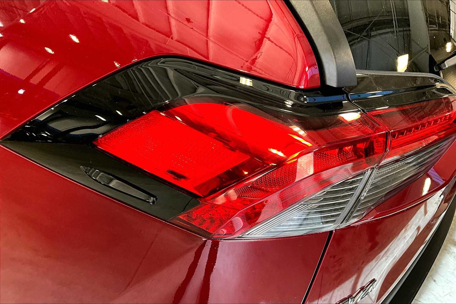 2019 Toyota RAV4 XLE - Photo 35
