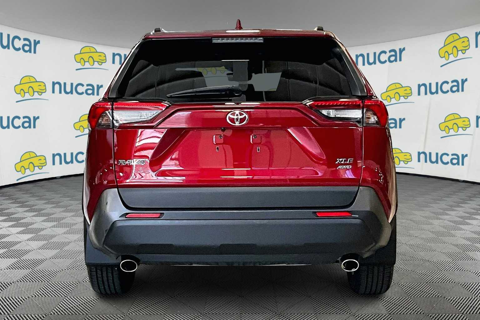 2019 Toyota RAV4 XLE - Photo 5