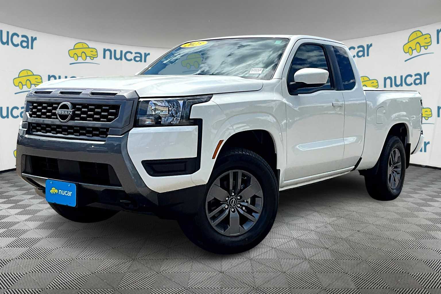 2025 Nissan Frontier SV - Photo 3