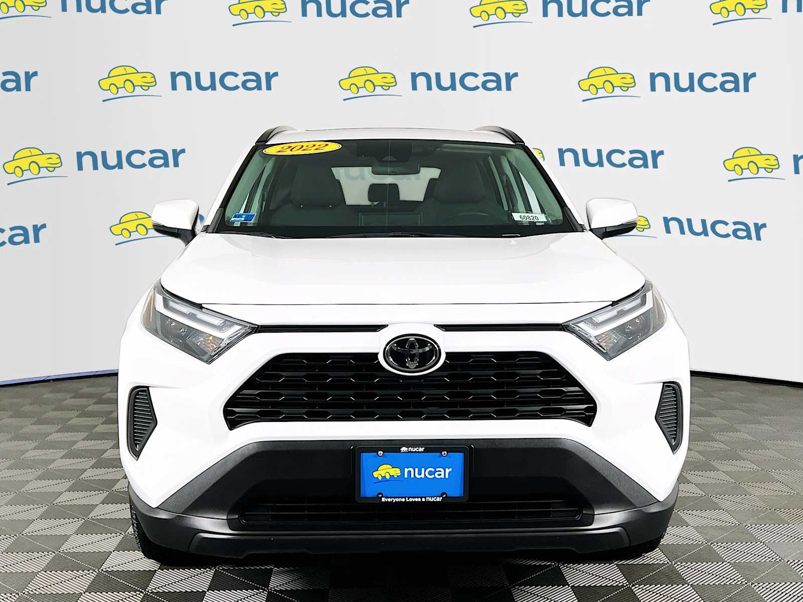 2022 Toyota RAV4 XLE - Photo 2