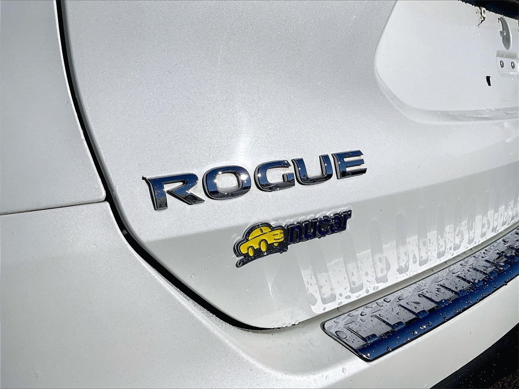 2016 Nissan Rogue SL - Photo 26