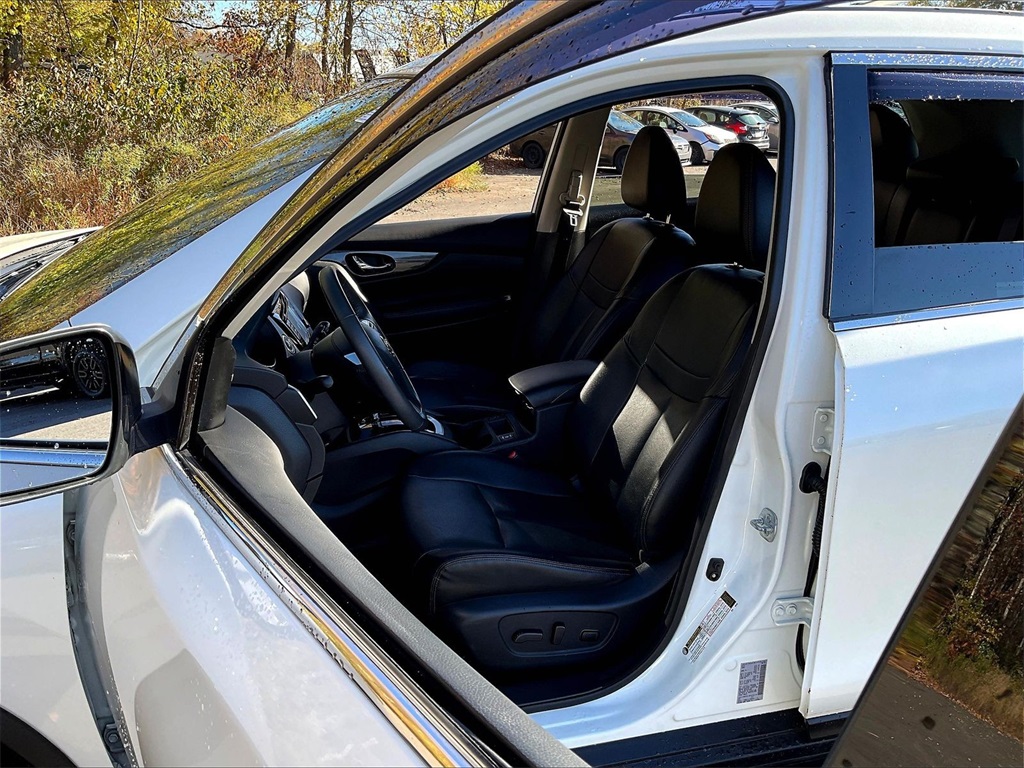 2016 Nissan Rogue SL - Photo 10