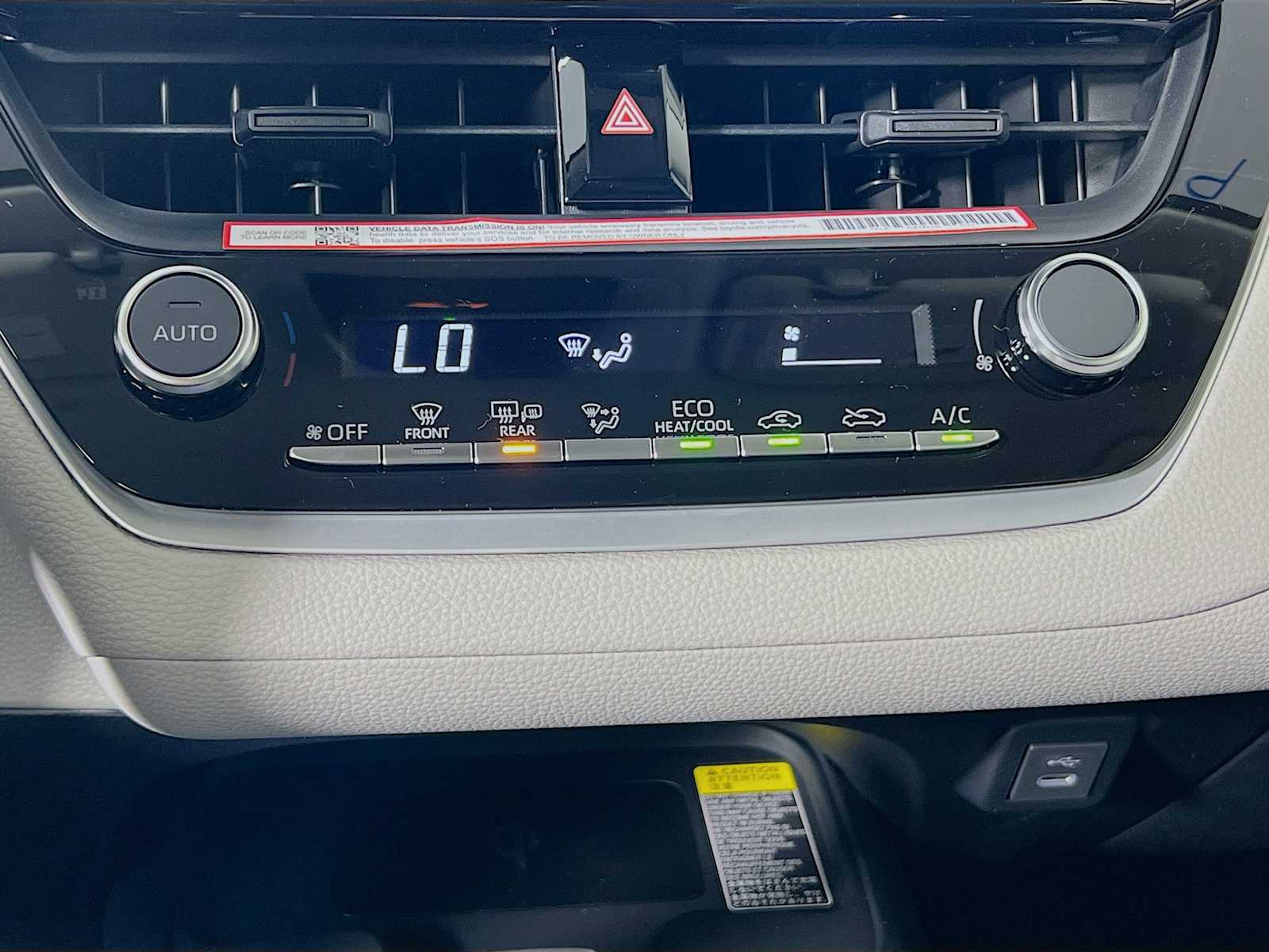 2026 Toyota Corolla Hybrid LE - Photo 10