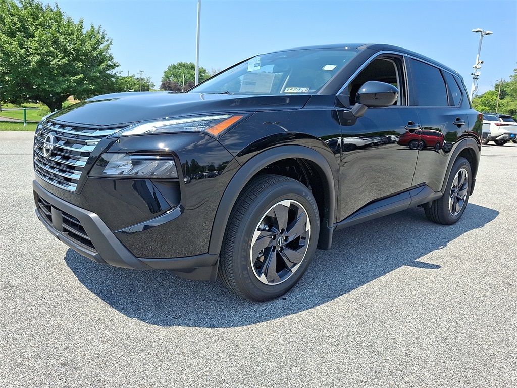 2025 Nissan Rogue SV - Photo 2
