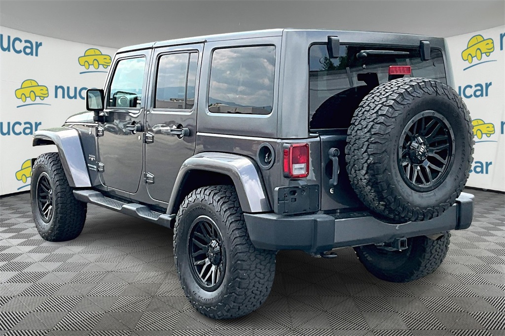 2018 Jeep Wrangler JK Unlimited Sahara - Photo 4