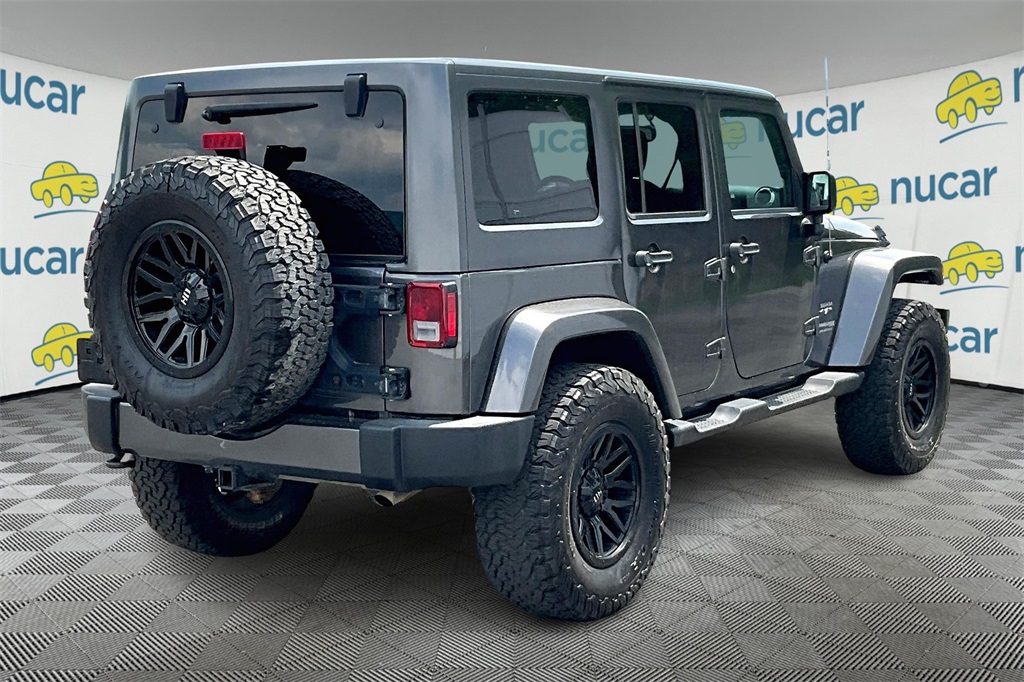 2018 Jeep Wrangler JK Unlimited Sahara - Photo 6