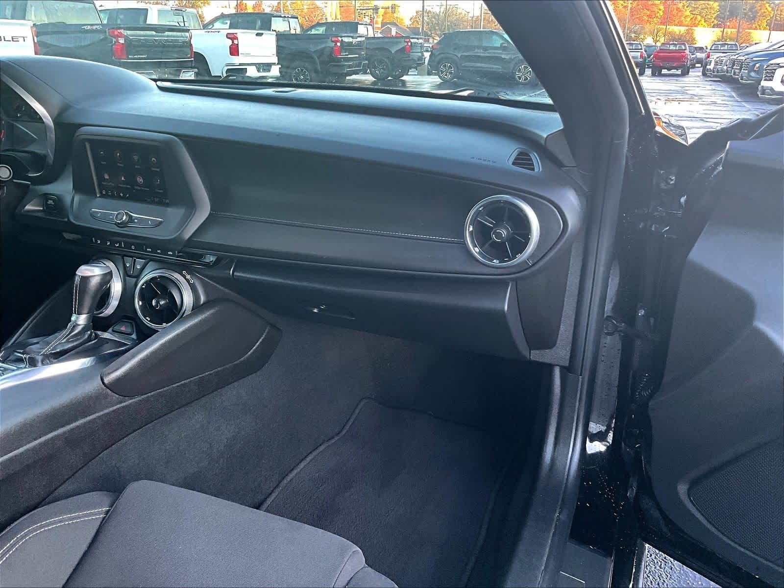 2022 Chevrolet Camaro 1LT - Photo 13