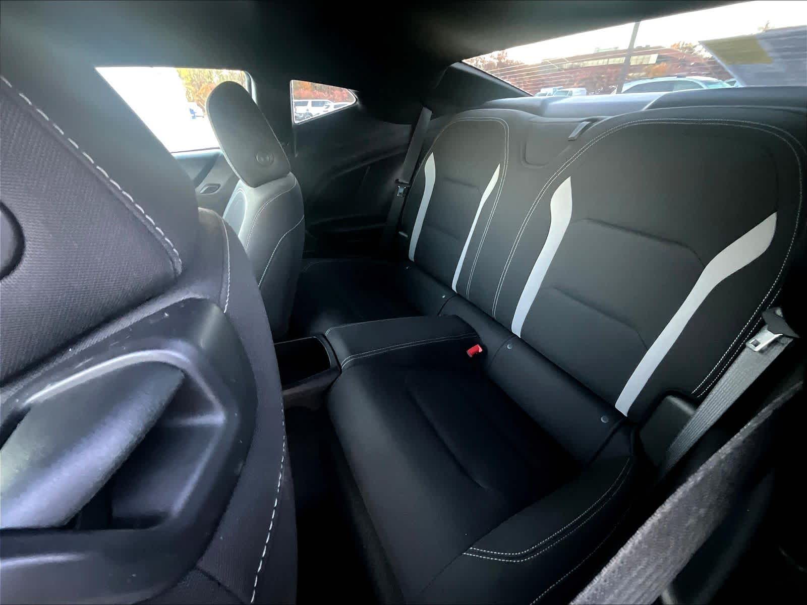 2022 Chevrolet Camaro 1LT - Photo 14