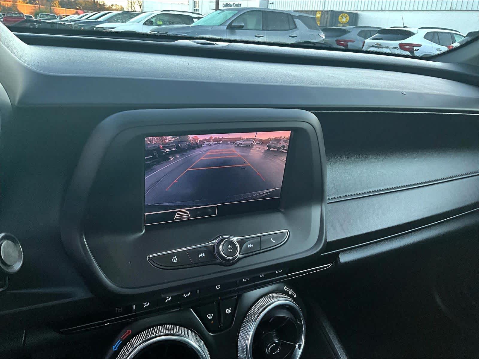 2022 Chevrolet Camaro 1LT - Photo 18