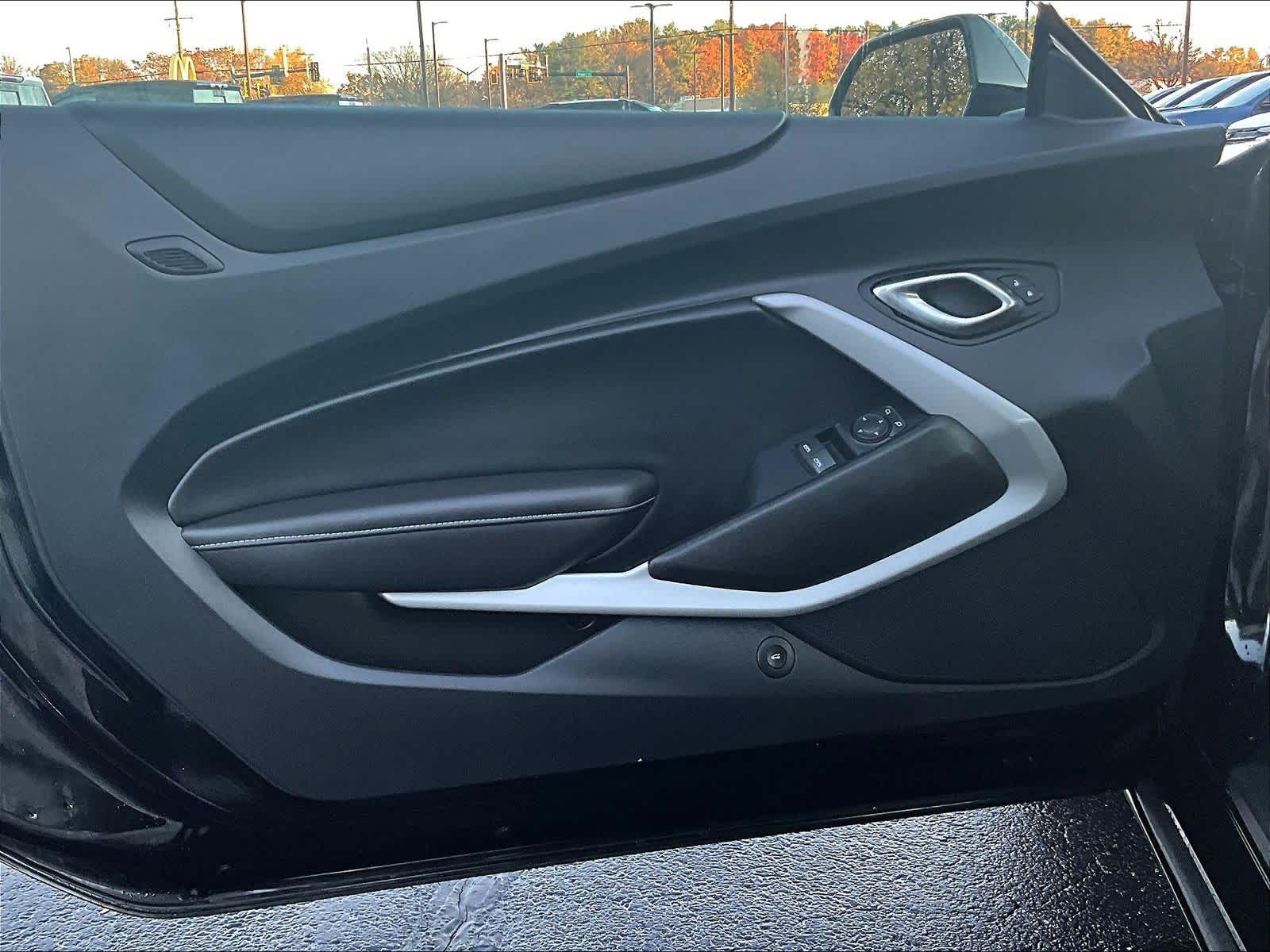 2022 Chevrolet Camaro 1LT - Photo 9