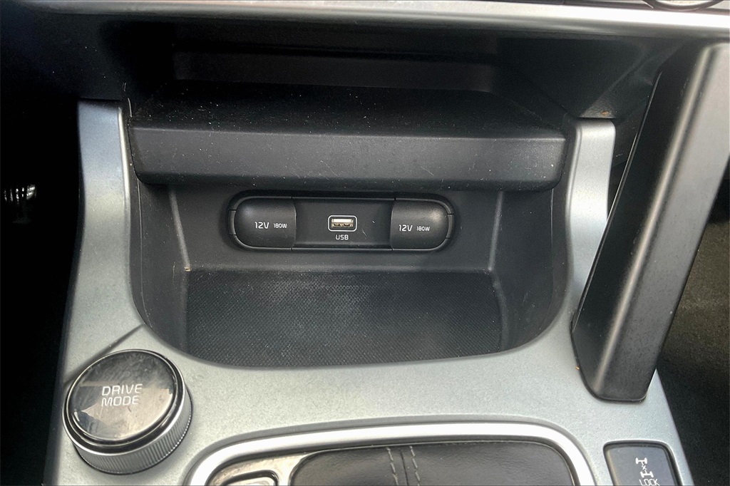2021 Kia Seltos LX - Photo 12