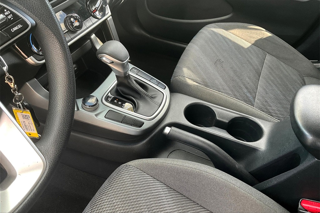 2021 Kia Seltos LX - Photo 20