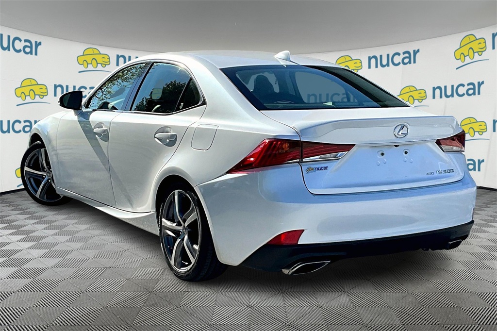 2018 Lexus IS 300 - Photo 4