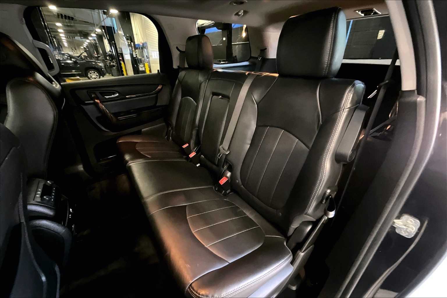 2016 GMC Acadia Denali - Photo 15