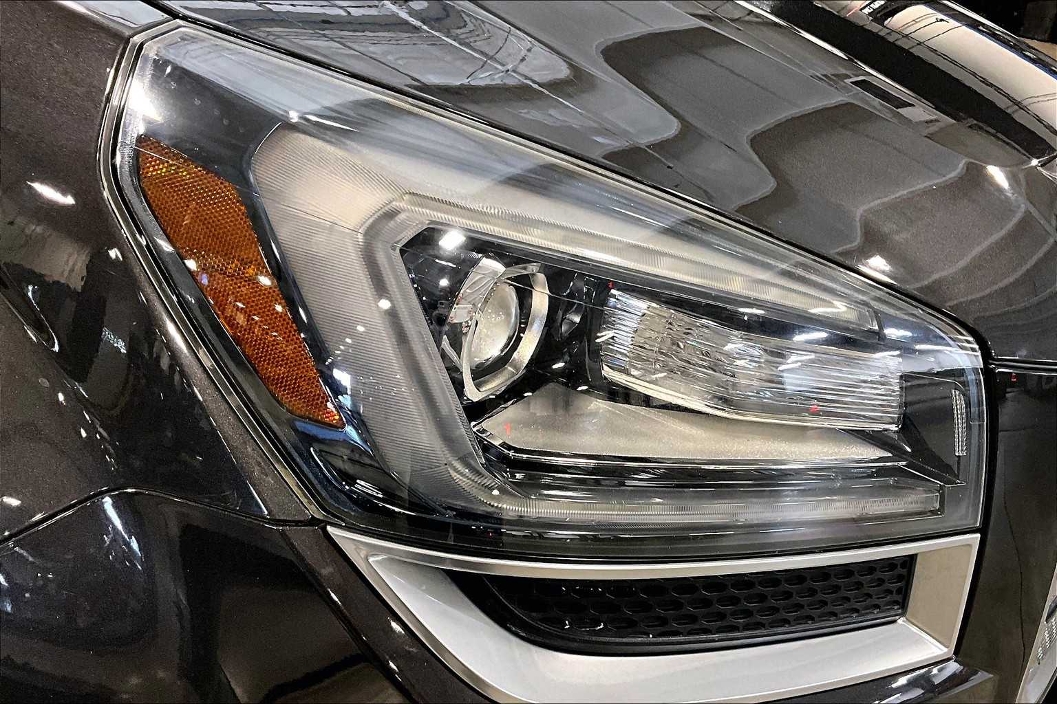 2016 GMC Acadia Denali - Photo 34