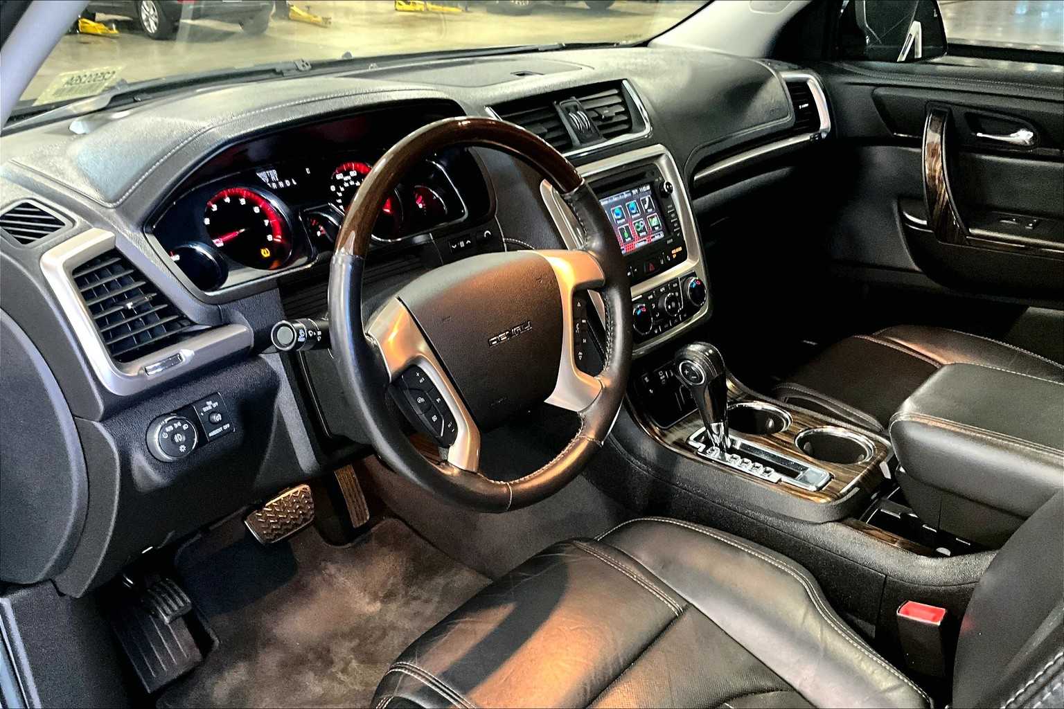 2016 GMC Acadia Denali - Photo 8