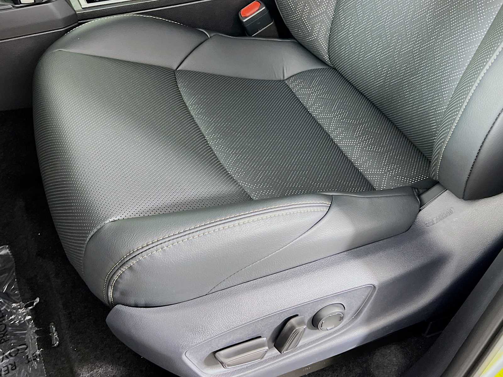 2025 Toyota Tacoma Limited Hybrid - Photo 16