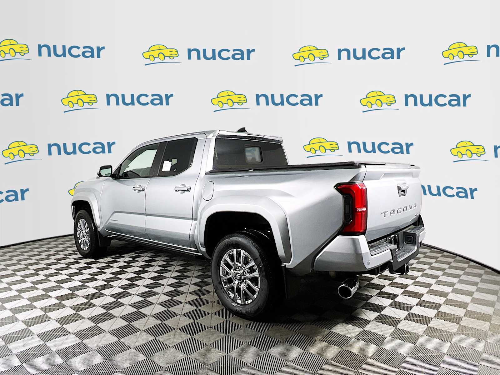 2025 Toyota Tacoma Limited Hybrid - Photo 4