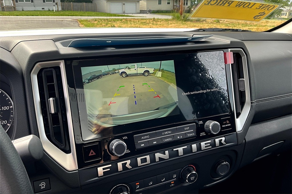 2025 Nissan Frontier SV - Photo 19