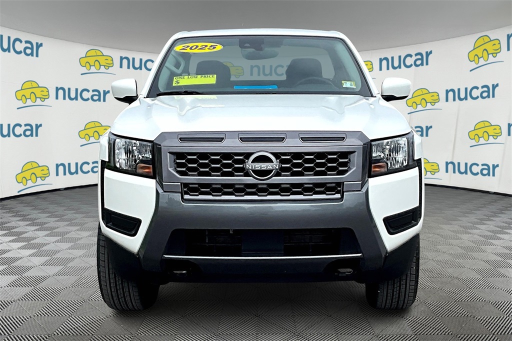 2025 Nissan Frontier SV - Photo 2