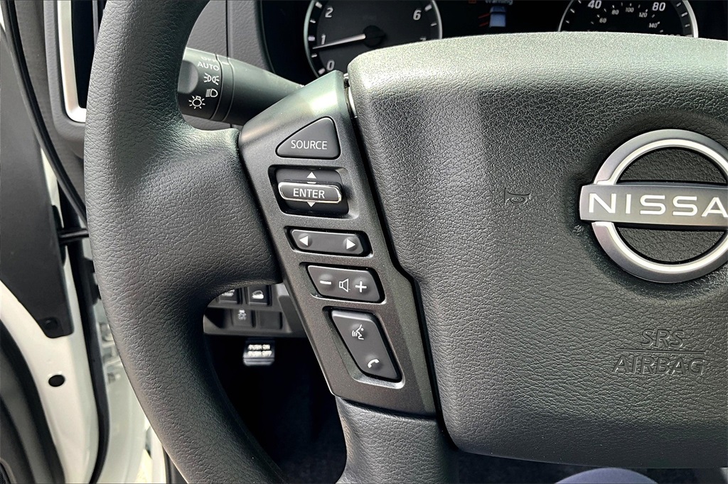 2025 Nissan Frontier SV - Photo 23