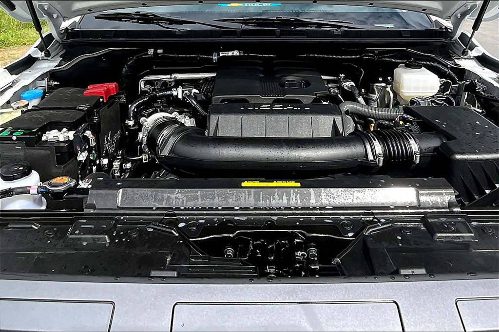 2025 Nissan Frontier SV - Photo 30