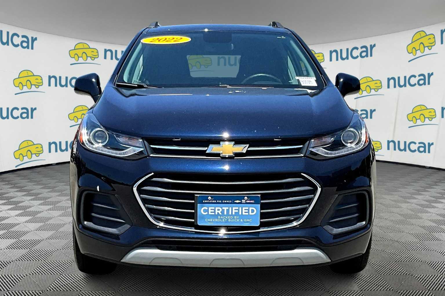 2022 Chevrolet Trax LT - Photo 2