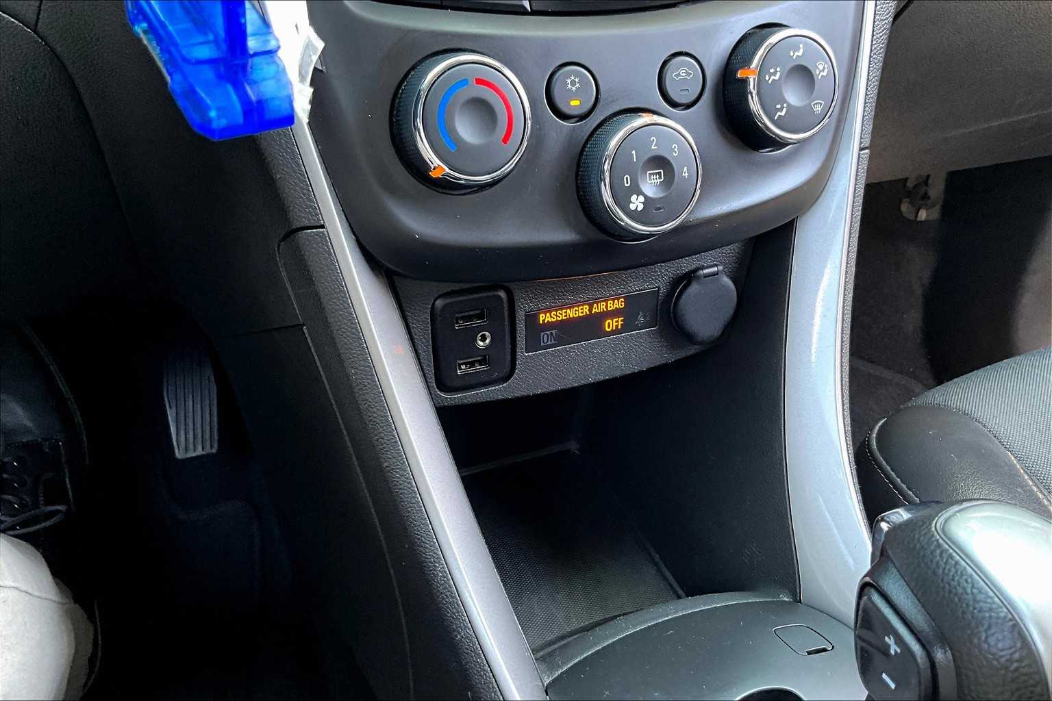 2022 Chevrolet Trax LT - Photo 25