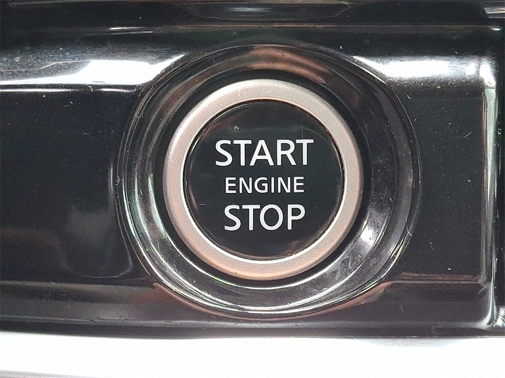2022 Nissan Pathfinder SV - Photo 22