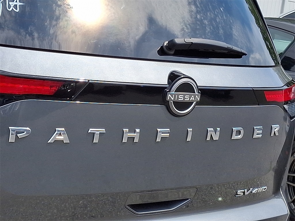 2022 Nissan Pathfinder SV - Photo 9