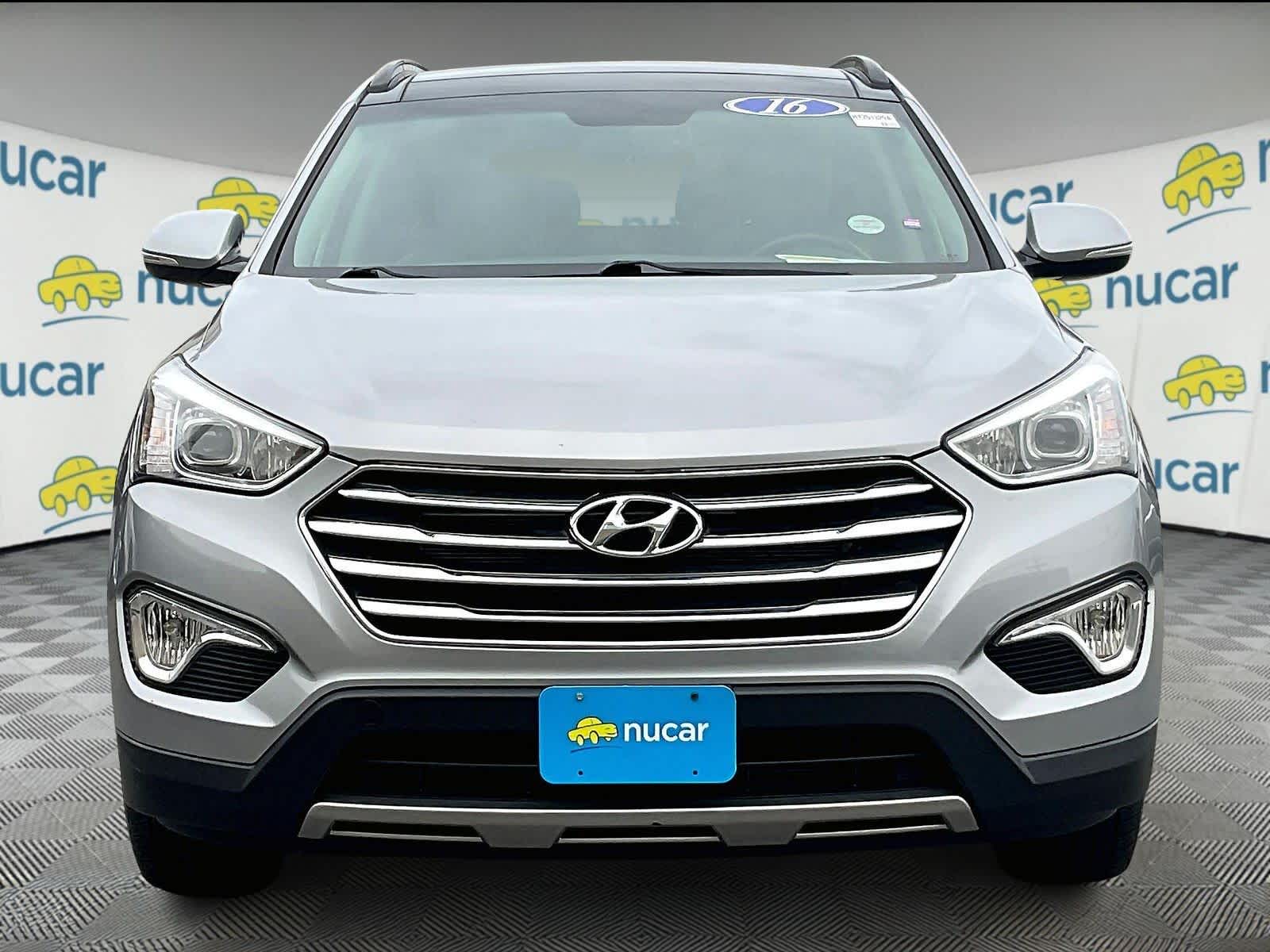 2016 Hyundai Santa Fe Limited - Photo 2
