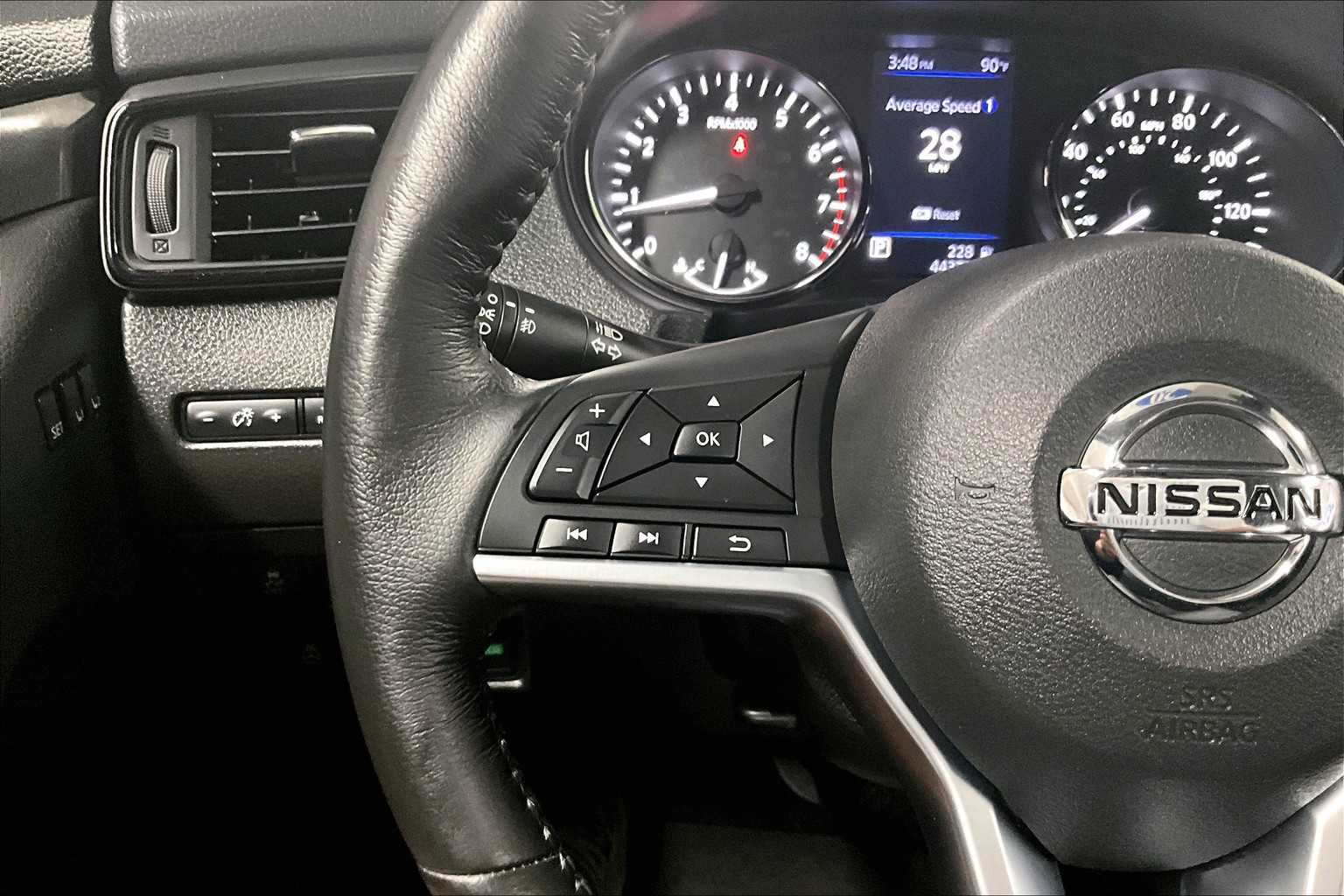 2020 Nissan Rogue SV - Photo 23