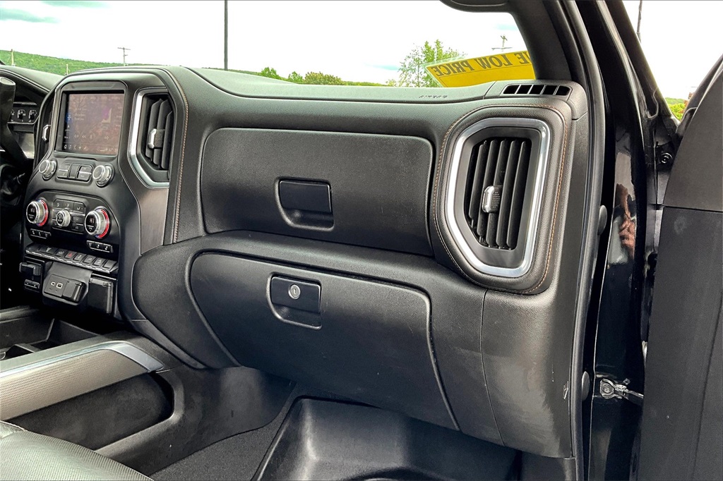 2021 GMC Sierra 3500HD AT4 - Photo 13
