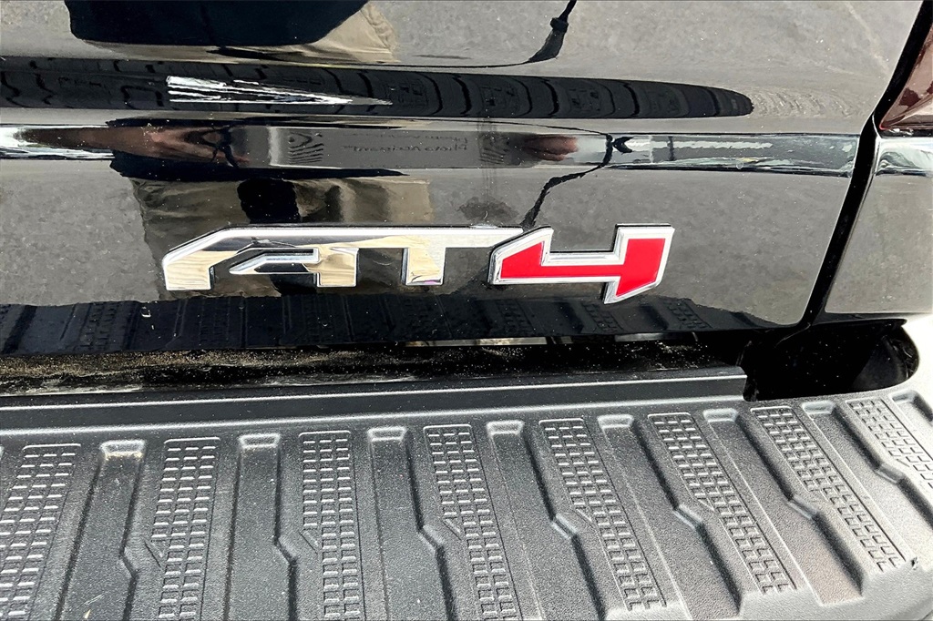 2021 GMC Sierra 3500HD AT4 - Photo 28