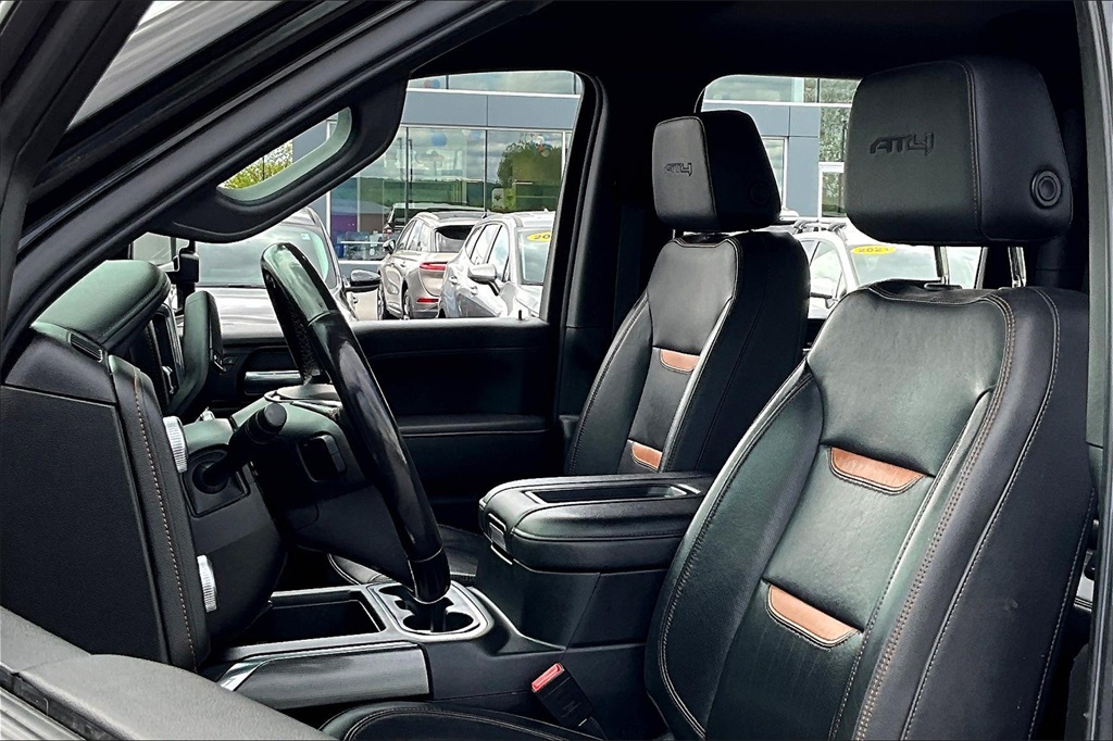 2021 GMC Sierra 3500HD AT4 - Photo 10